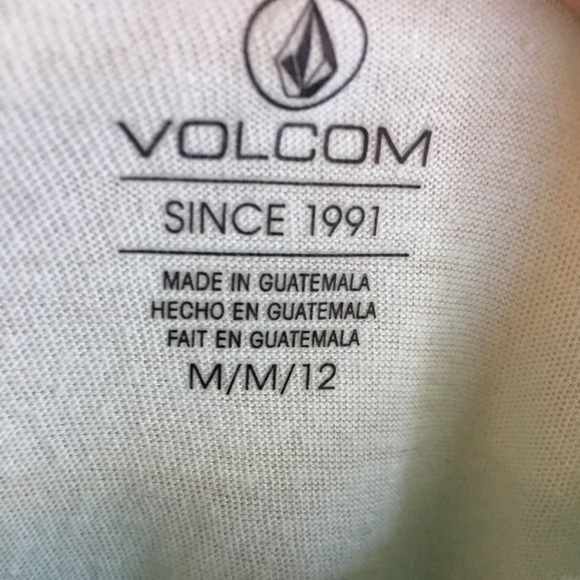 NWOT Volcom Tank! - Picture 3 of 3